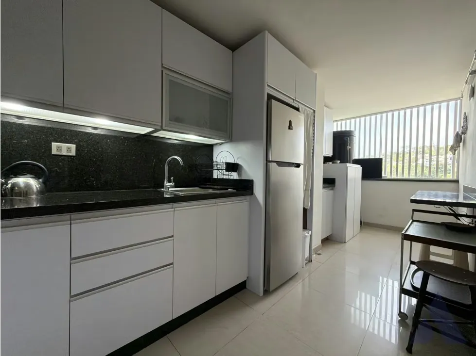 Alquilo habitación 25m2 Torre Páez del pueblo Baruta 7913 - 7