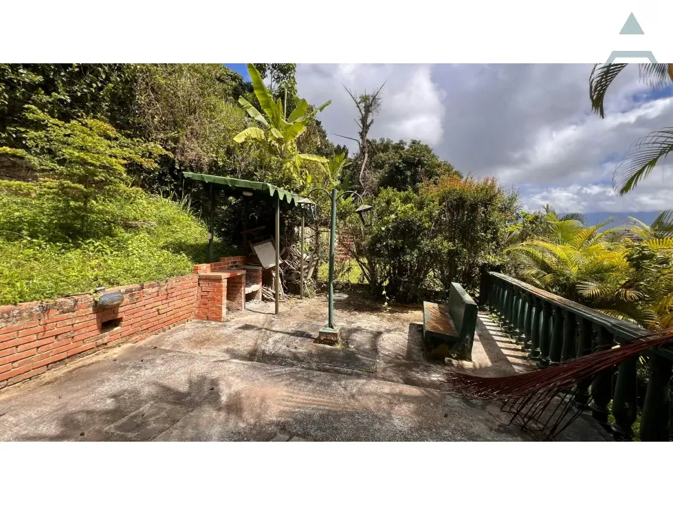 Se vende casa 500m² 7h/5b/4p Los Naranjos - 7