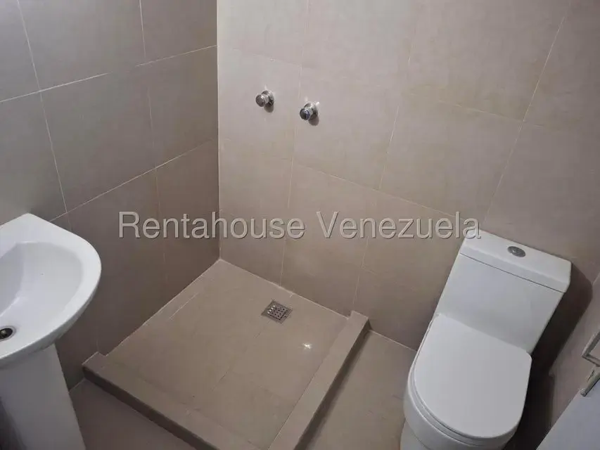 Local Comercial en Venta en Chuao, Distrito Metropolitano - 17