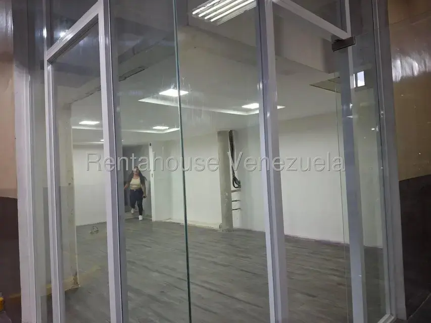 Local Comercial en Venta en Chuao, Distrito Metropolitano - 23