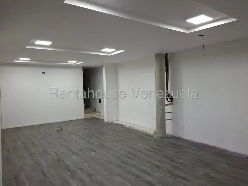 Local Comercial en Venta en Chuao, Distrito Metropolitano - 3
