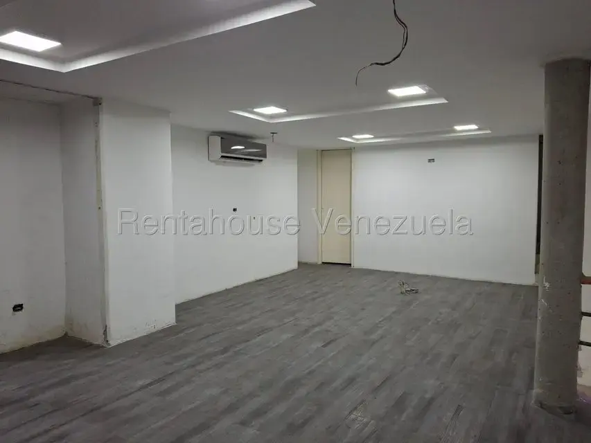 Local Comercial en Venta en Chuao, Distrito Metropolitano - 4