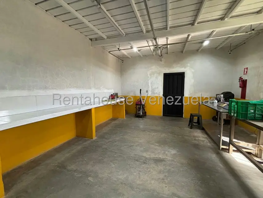Galpon - Deposito en Venta en La Union, Distrito Metropolitano - 40