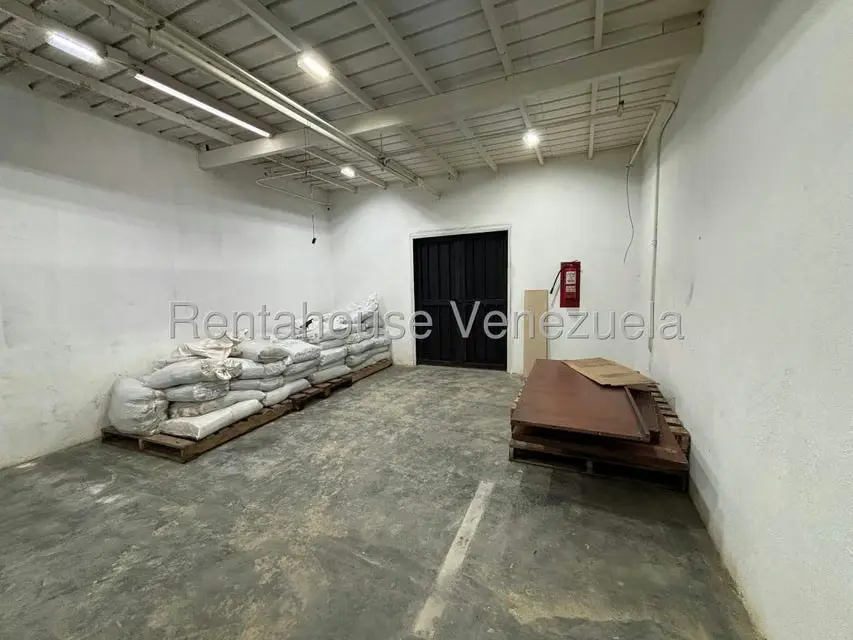 Galpon - Deposito en Venta en La Union, Distrito Metropolitano - 45