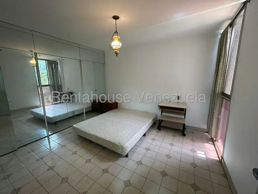 Apartamento (1 Nivel) en Alquiler en La Boyera, Distrito Metropolitano - 17