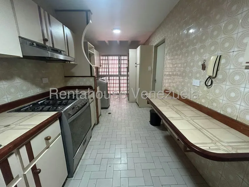Apartamento (1 Nivel) en Alquiler en La Boyera, Distrito Metropolitano - 6