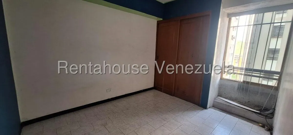 Apartamento (1 Nivel) en Alquiler en El Paraiso, Distrito Metropolitano - 16