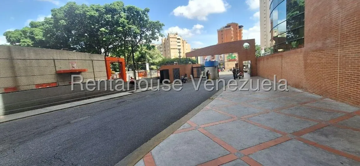 Apartamento (1 Nivel) en Alquiler en El Paraiso, Distrito Metropolitano - 19