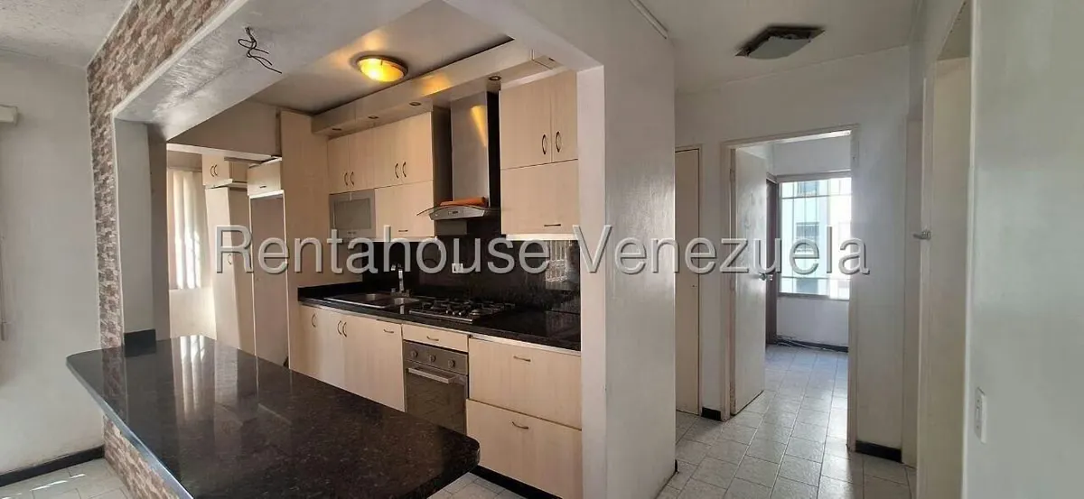 Apartamento (1 Nivel) en Alquiler en El Paraiso, Distrito Metropolitano - 5