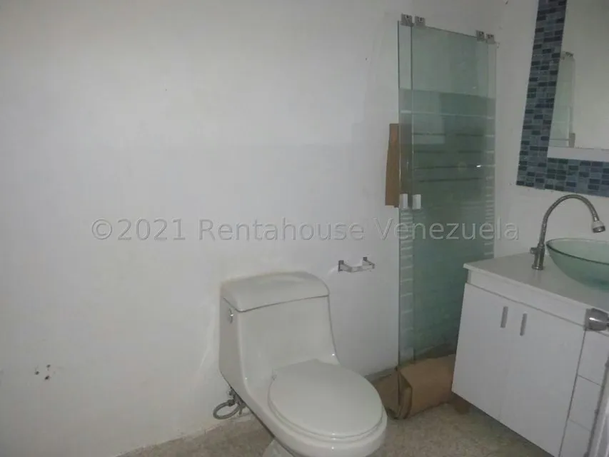 Casa (Duplex) en Venta en Club de Campo, Miranda - 12