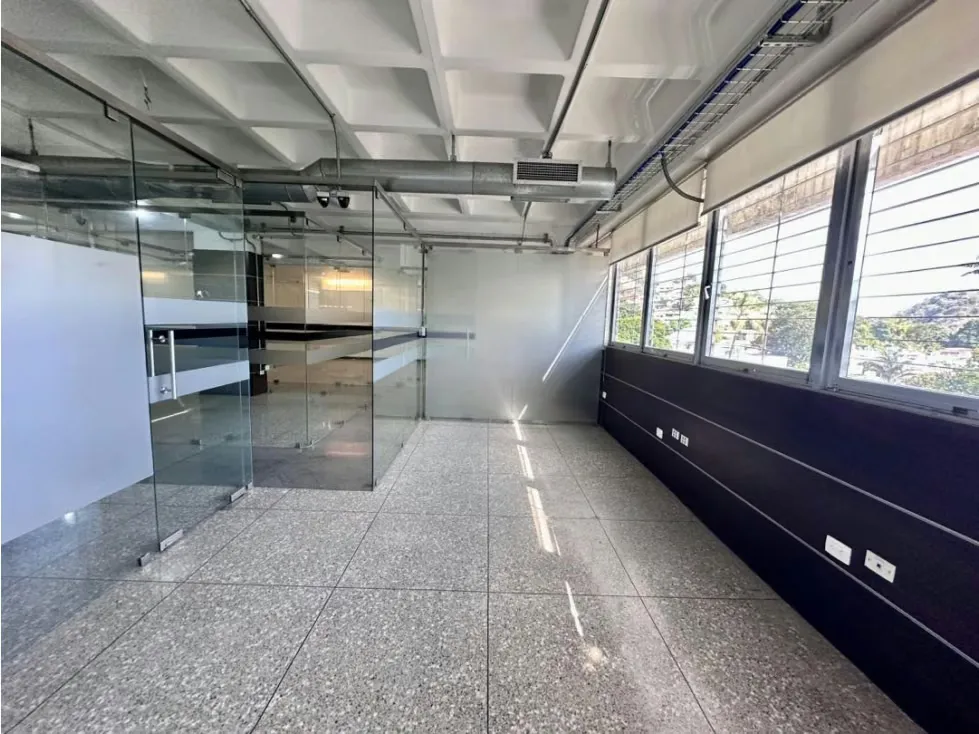 Se alquila oficina 430m2 La Trinidad 9852 - 10