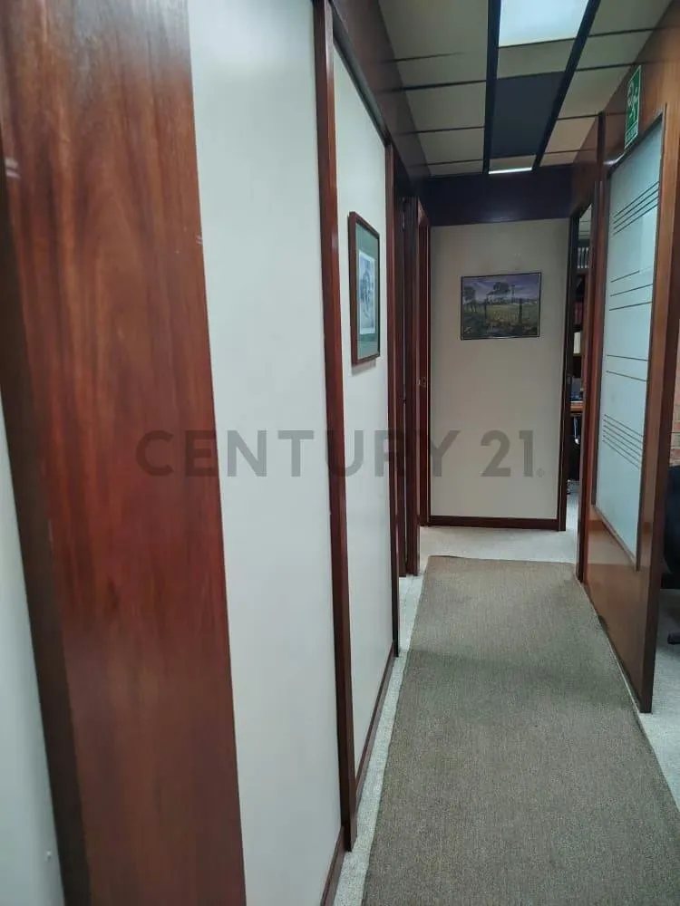 Su Sede Corporativa de Élite en el CCCT: Eficiencia y Prestigio - 11