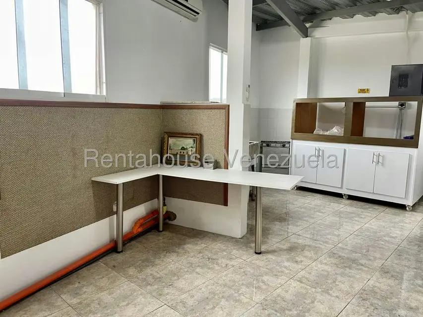 Local Comercial en Alquiler en El Hatillo, Distrito Metropolitano - 4