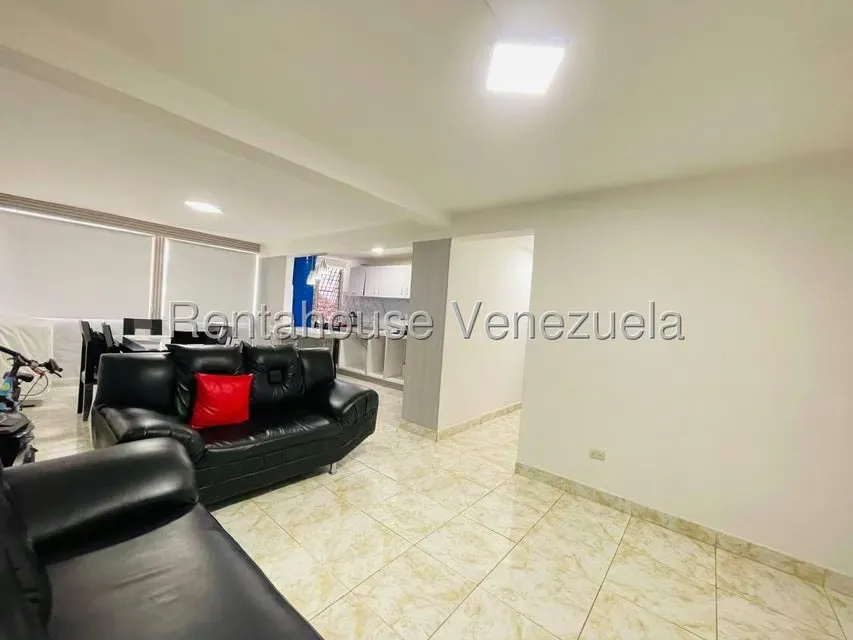 Apartamento (Multiples Niveles) en Venta en Conjunto Residencial Turmero, Aragua - 3