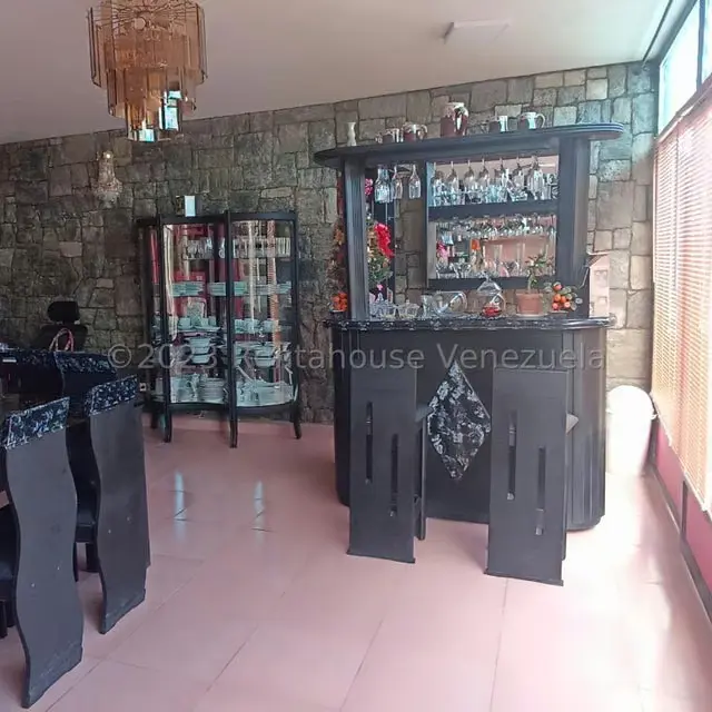 Casa (Multipes Niveles) en Venta en Club Hipico, Miranda - 39