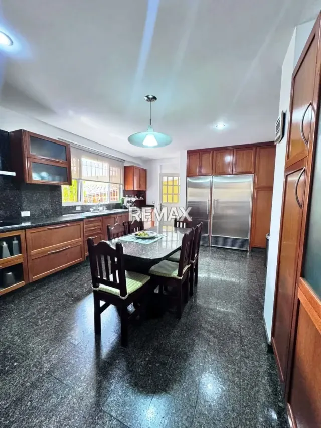 CASA EN VENTA - URB. ALTO HATILLO - 5