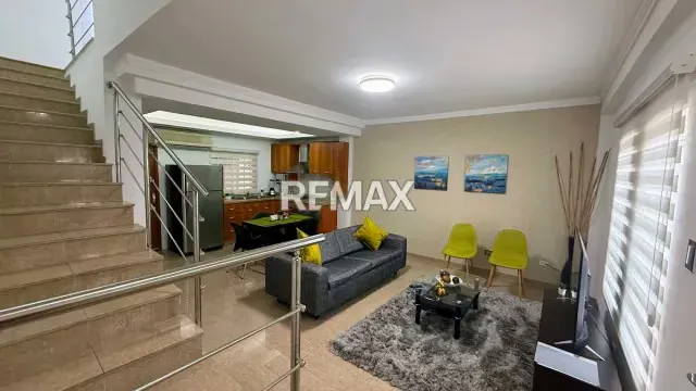 TOWNHOUSE EN ALQUILER EN CIUDAD OJEDA - 4