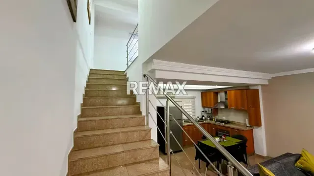 TOWNHOUSE EN ALQUILER EN CIUDAD OJEDA - 6