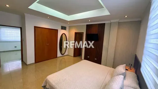 TOWNHOUSE EN ALQUILER EN CIUDAD OJEDA - 10