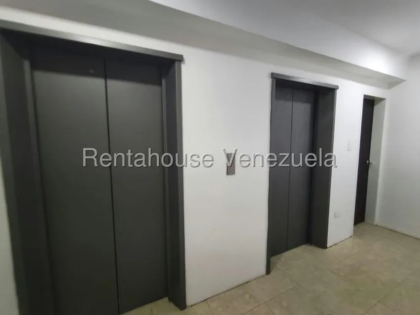 Apartamento (1 Nivel) en Venta en Triangulo del Este, Lara - 22