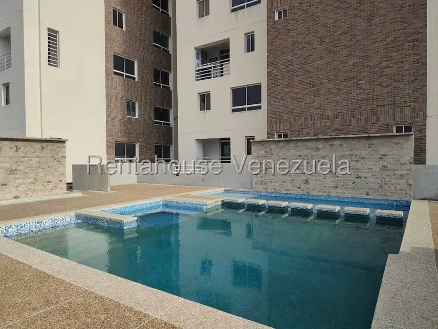 Apartamento (1 Nivel) en Venta en Triangulo del Este, Lara - 27