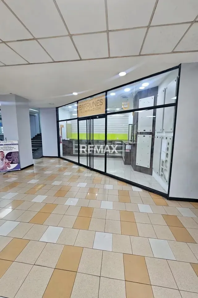 Alquiler de Local Comercial Metrocenter, Capitolio - 4