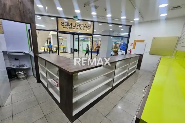 Alquiler de Local Comercial Metrocenter, Capitolio - 10