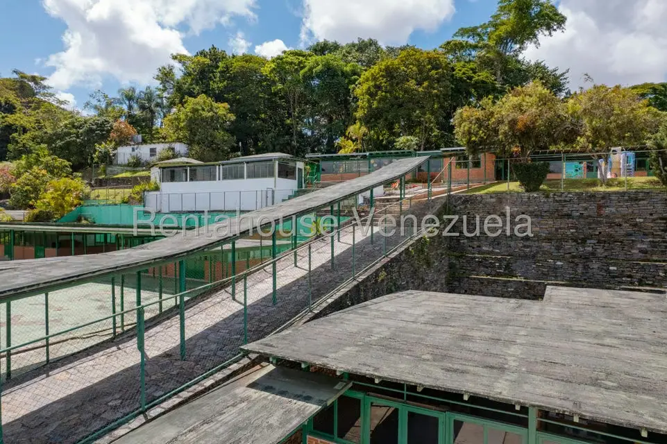 Terreno (Comercial) en Venta en Oripoto, Distrito Metropolitano - 14