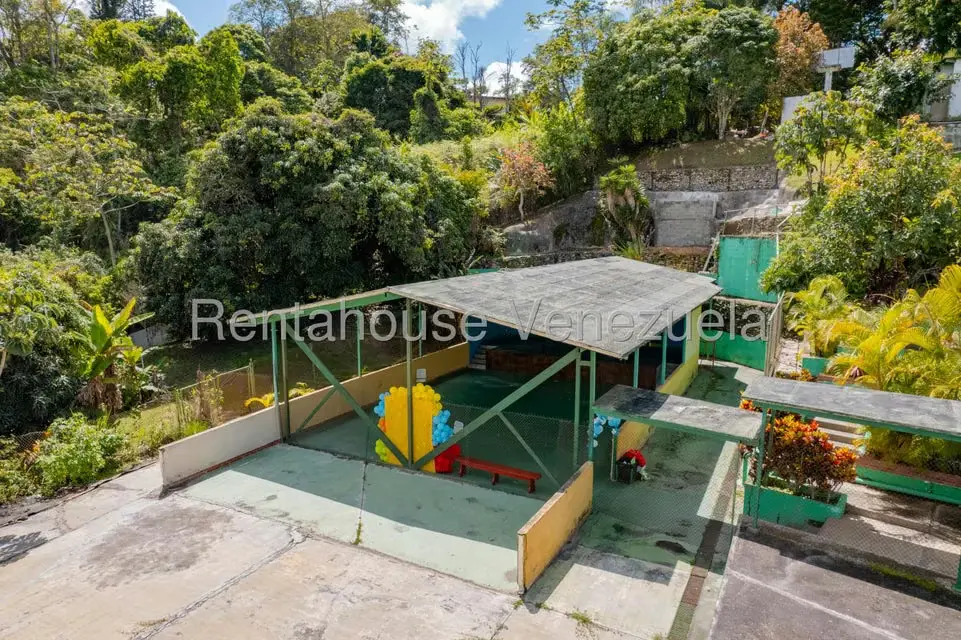 Terreno (Comercial) en Venta en Oripoto, Distrito Metropolitano - 16