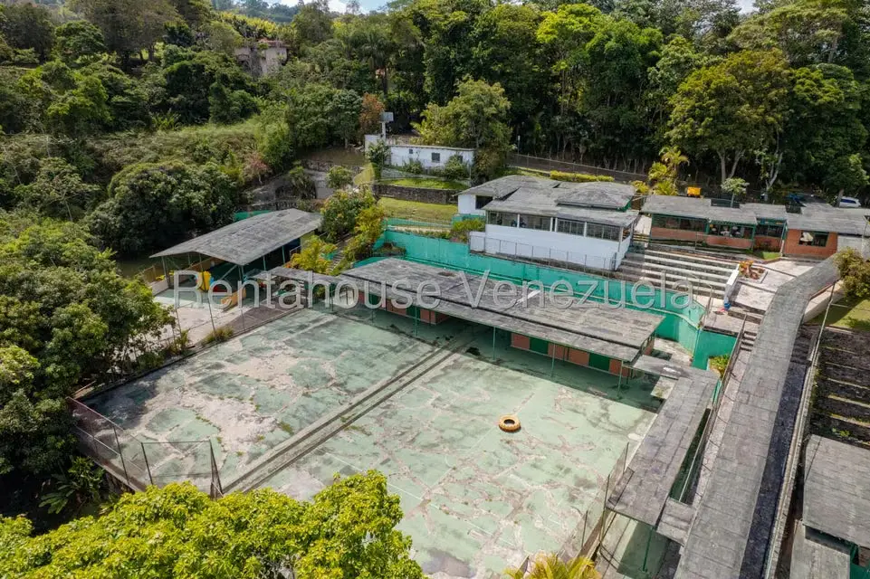Terreno (Comercial) en Venta en Oripoto, Distrito Metropolitano - 2
