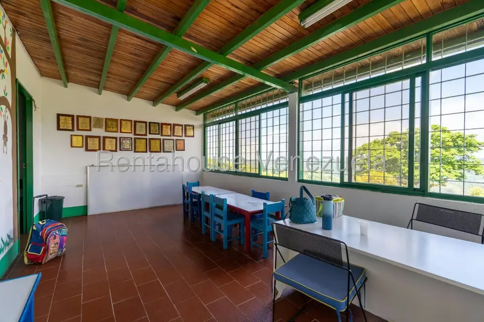 Terreno (Comercial) en Venta en Oripoto, Distrito Metropolitano - 26
