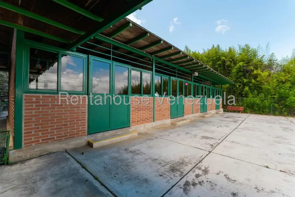 Terreno (Comercial) en Venta en Oripoto, Distrito Metropolitano - 42