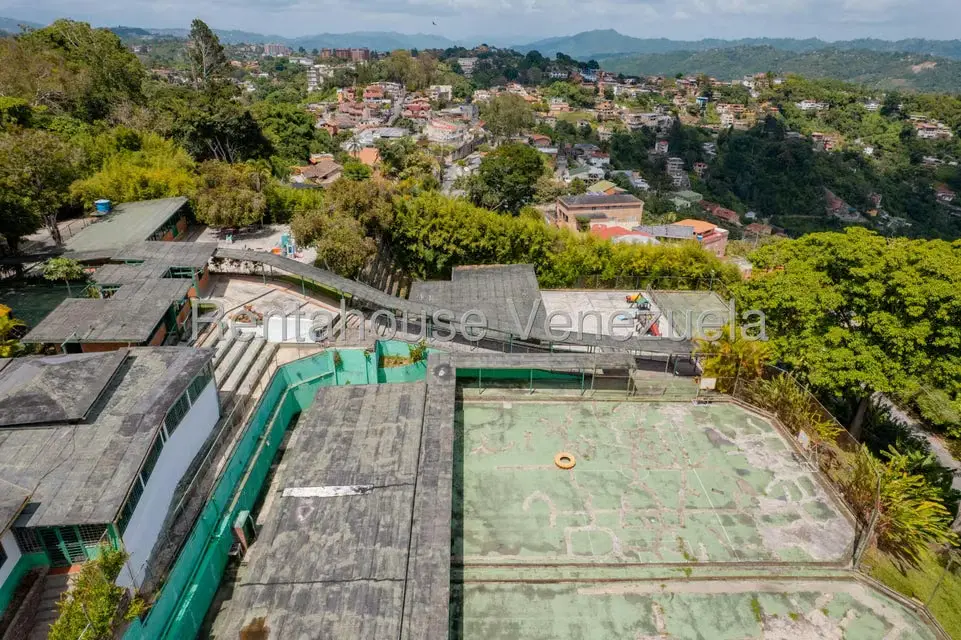 Terreno (Comercial) en Venta en Oripoto, Distrito Metropolitano - 6