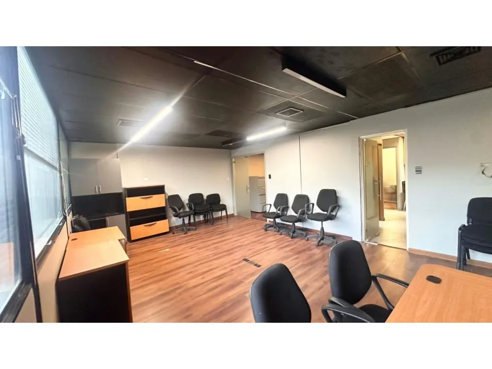 Vendo/alquilo oficina 90m2 Torre Financiera Bello Monte 0409 - 17
