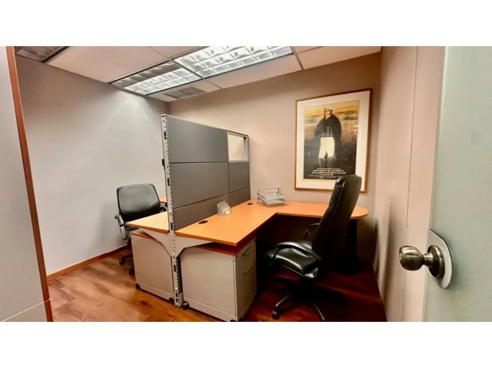 Vendo/alquilo oficina 90m2 Torre Financiera Bello Monte 0409 - 20