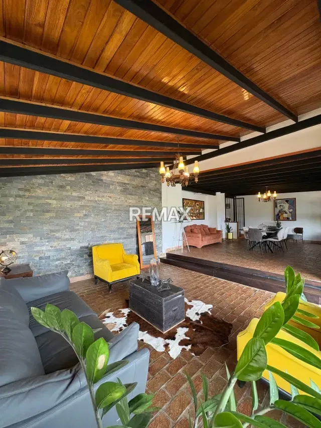 En venta Quinta Colonial En Urbanismo Privado - 8