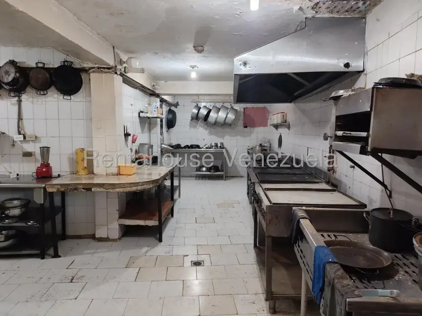 Comercial (Local Comercial) en Venta en Centro de Charallave, Miranda - 24