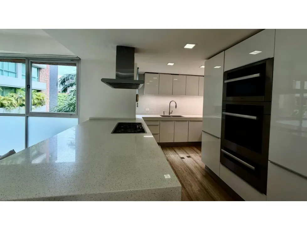 En venta apartamento en Campo Alegre (calle cerrada) - 7