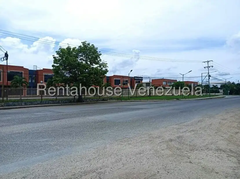 Terreno (Industrial) en Alquiler en Paraparal, Carabobo
