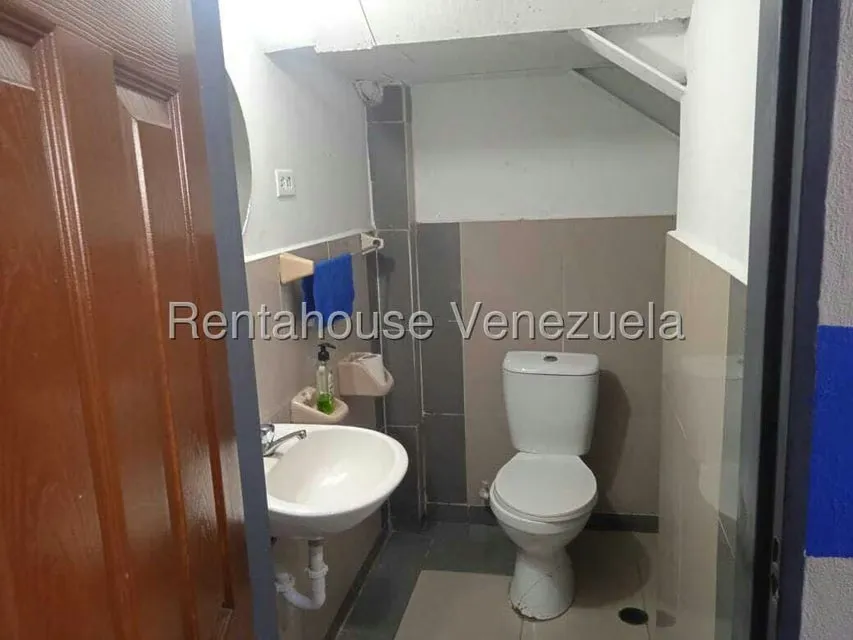 Comercial (Local Comercial) en Venta en Guatire, Miranda - 15