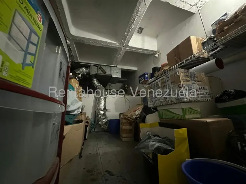Local Comercial en Alquiler en El Paraiso, Distrito Metropolitano - 12