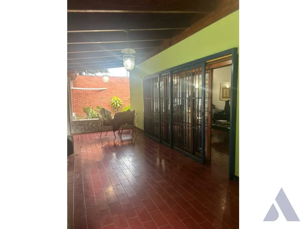 Se vende casa 650m2 Prados del Este 9780 - 9