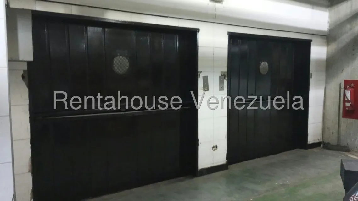 Galpon - Deposito en Alquiler en La Urbina, Distrito Metropolitano - 14