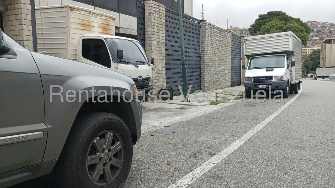 Galpon - Deposito en Alquiler en La Urbina, Distrito Metropolitano - 5