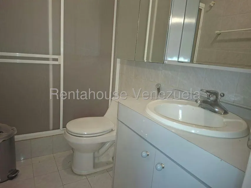 Apartamento (1 Nivel) en Venta en Los Chorros, Distrito Metropolitano - 13