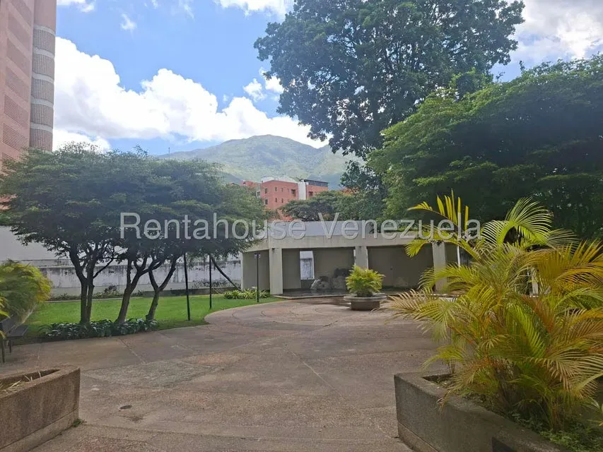 Apartamento (1 Nivel) en Venta en Los Chorros, Distrito Metropolitano - 16
