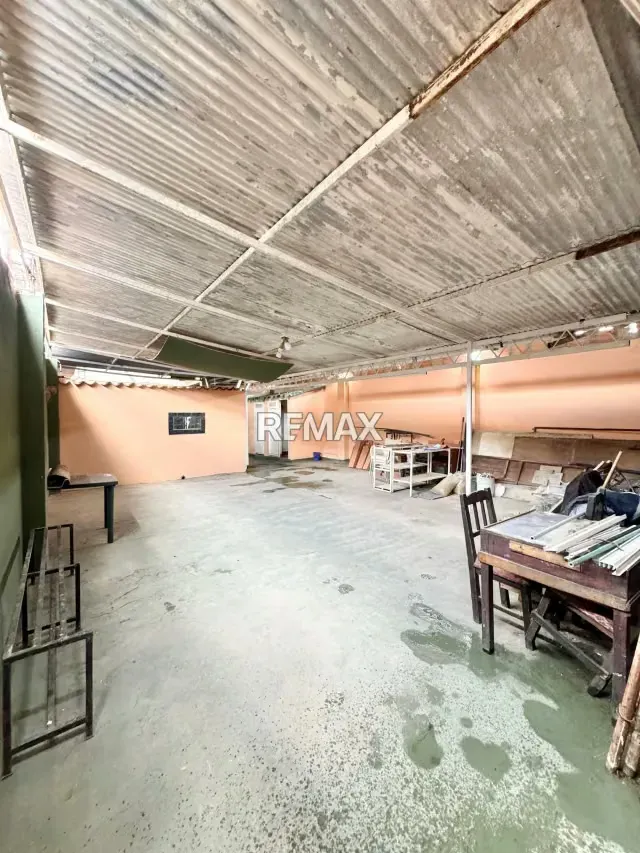 EN VENTA | CASA COMERCIAL A PIE DE CALLE – CENTRO DE SAN CRISTÓBAL - 15