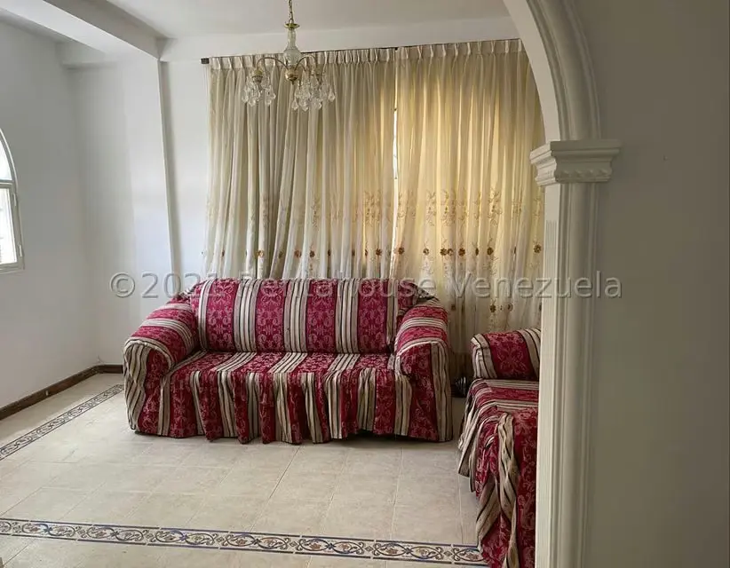 Casa (Multipes Niveles) en Venta en Mirador Panamericano, Miranda - 22