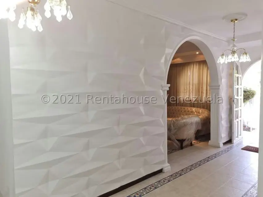 Casa (Multipes Niveles) en Venta en Mirador Panamericano, Miranda - 26