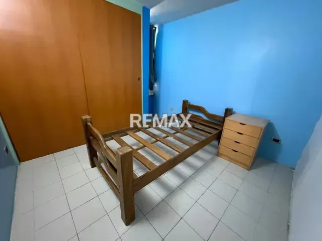 APARTAMENTO EN ALQUILER EN LA URB. SAN JACINTO - 6